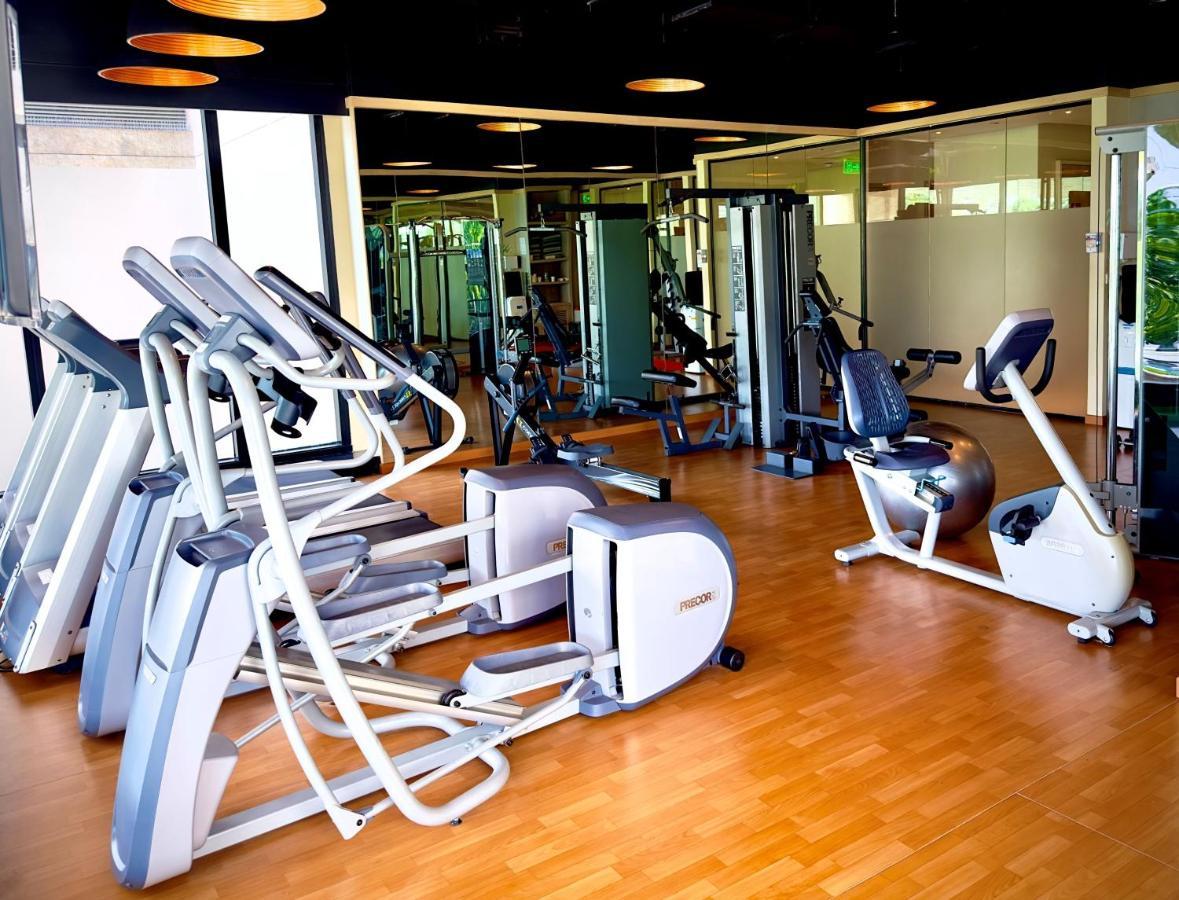 홀리데이 인 벵갈루루 레이스코스 호텔 외부 사진 A gym